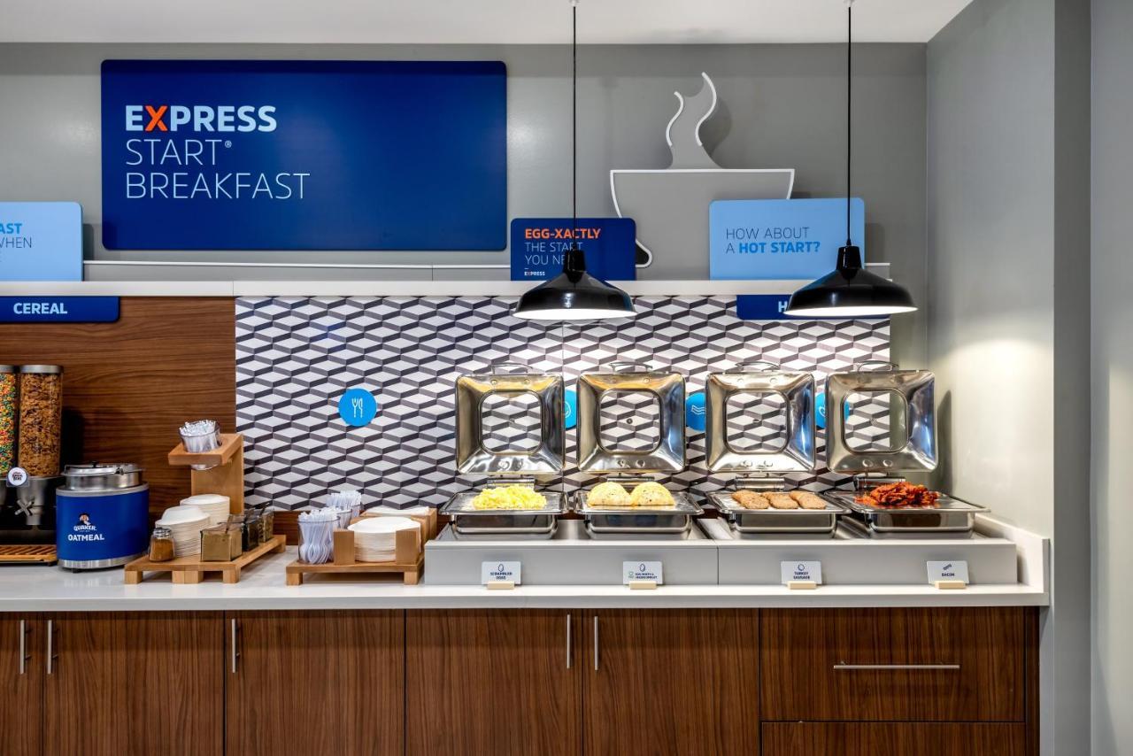 Holiday Inn Express & Suites Santa Ana - Orange County By Ihg Luaran gambar